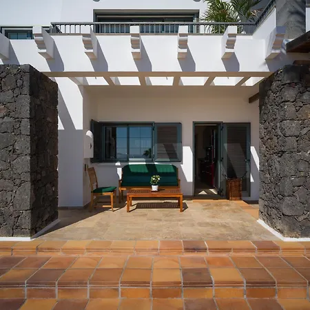 Volcan Con Piscina E Impresionantes Vistas Al Mar, Padel Y Mini Golf En Montana Roja 플라야블랑카