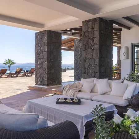Volcan Con Piscina E Impresionantes Vistas Al Mar, Padel Y Mini Golf En Montana Roja Vila Playa Blanca (Lanzarote)