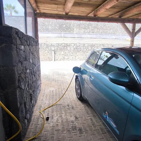 Villa Volcan Con Piscina E Impresionantes Vistas Al Mar, Padel Y Mini Golf En Montana Roja